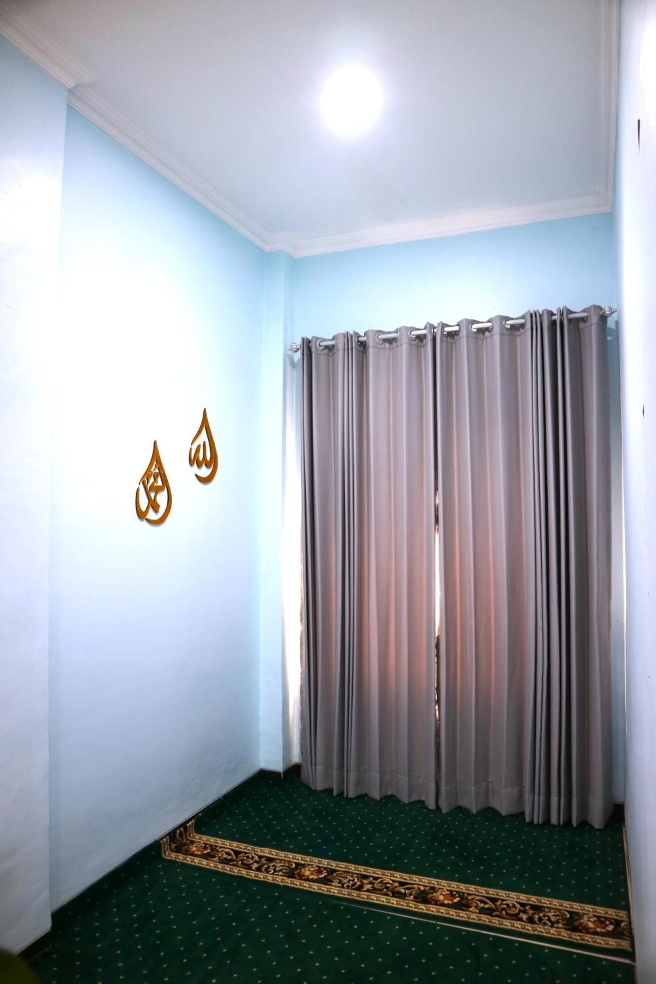 Penginapan Rsud Rt Notopuro Sidoarjo Esterno foto
